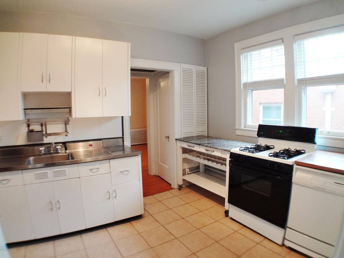 Apartment for rent at 2450 Glenmary Ave, Louisville, KY 40204