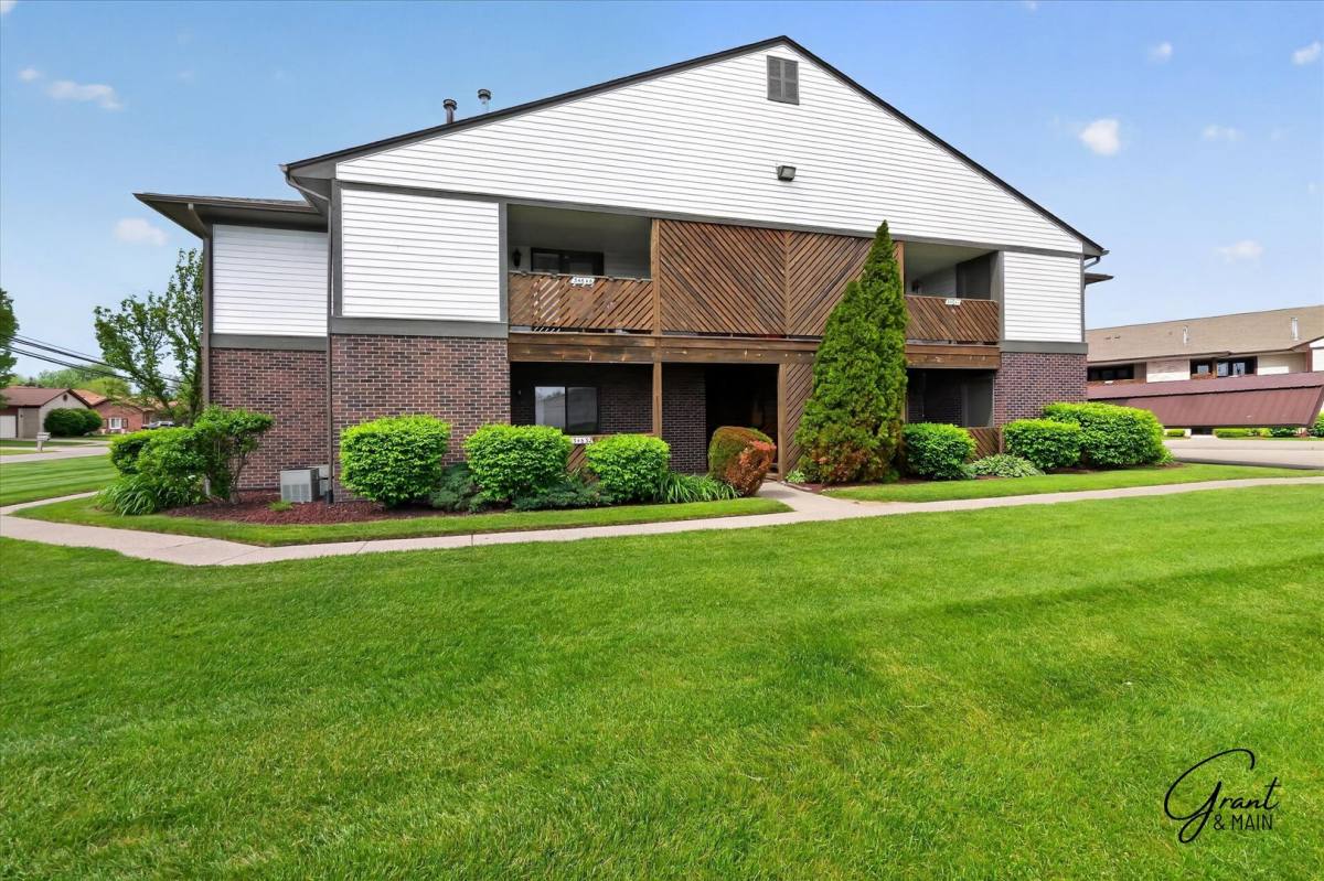 House for rent at 34632 Mercer Lane, Fraser, MI 48026