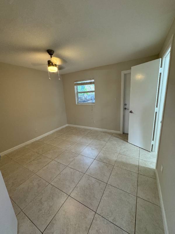 Apartment for rent at 700 SW 15th Ave #6, Fort Lauderdale, FL 33312