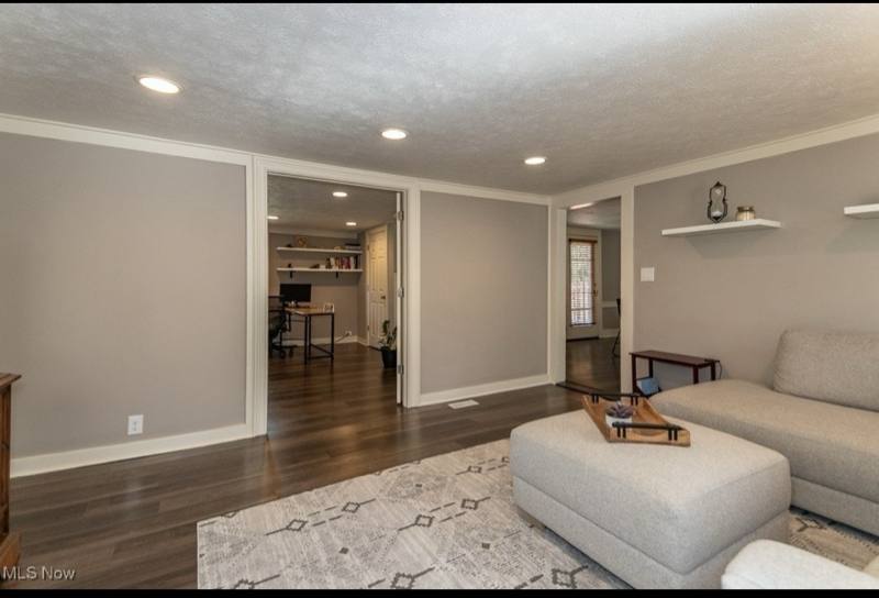 Apartment for rent at 37848 Euclid Ave #DOWN, Willoughby, OH 44094