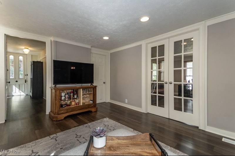 Apartment for rent at 37848 Euclid Ave #DOWN, Willoughby, OH 44094