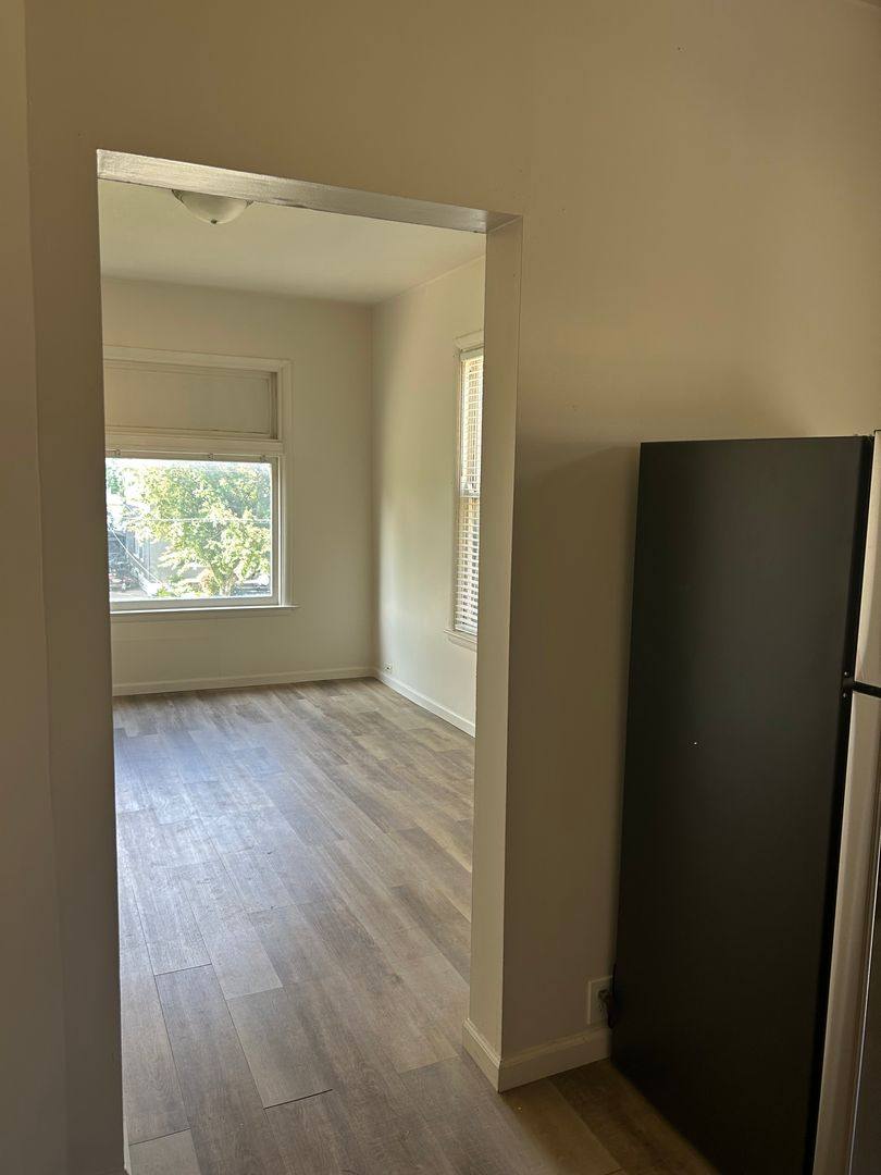 Apartment for rent at 2420 Kenilworth Ave, Cincinnati, OH 45212