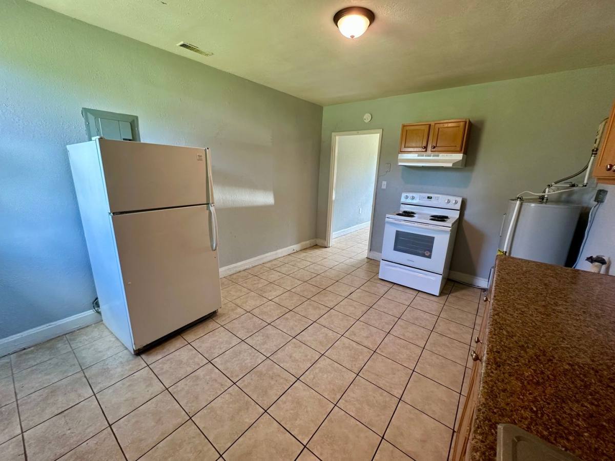 Apartment for rent at 652 A Miller Rd, Sumter, SC 29150