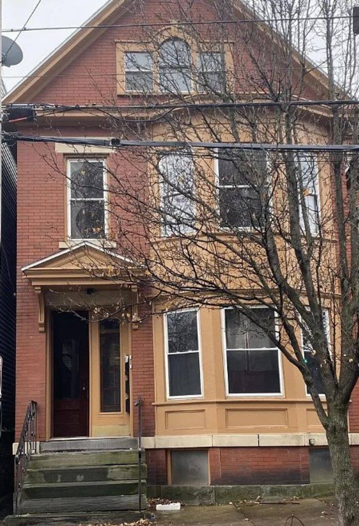 Apartment for rent at 210 Myrtle Ave, Albany, NY 12202