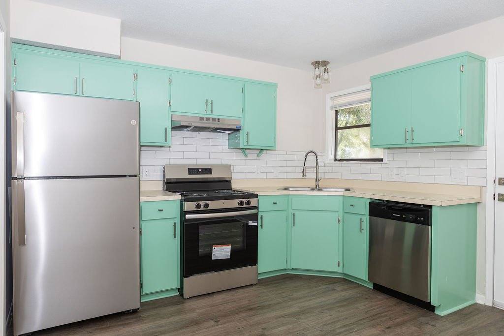 Townhouse for rent at 107 Hampton Dr, Crestview, FL 32539