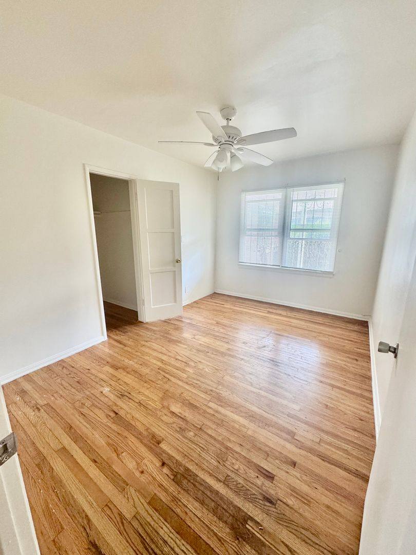Townhouse for rent at 713-715 E Cocoa St, Compton, CA 90221