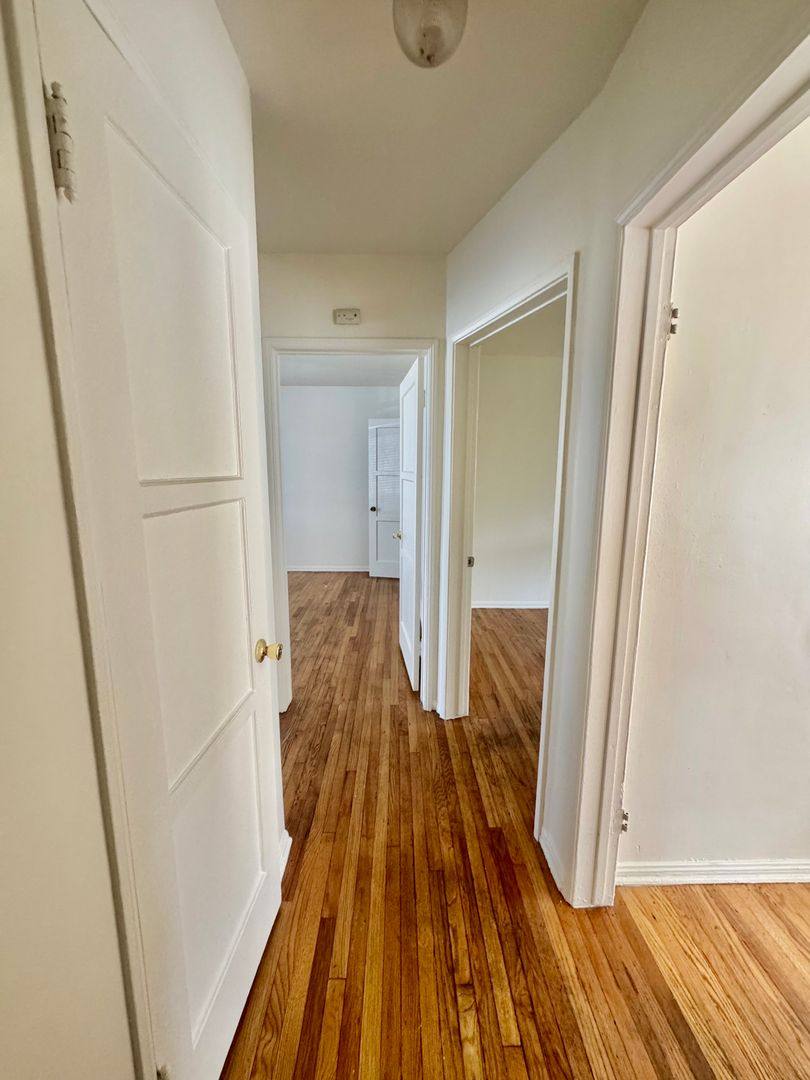 Townhouse for rent at 713-715 E Cocoa St, Compton, CA 90221