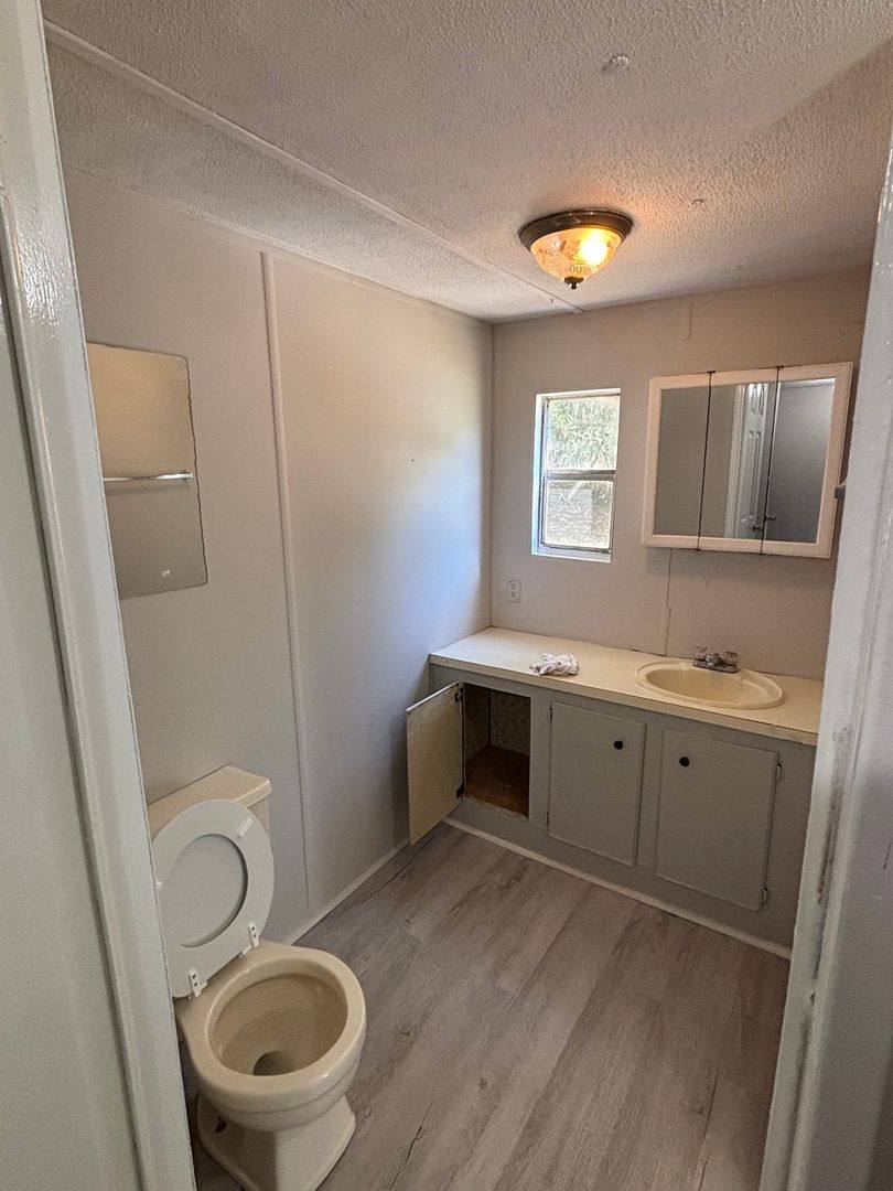 Apartment for rent at 320 Dreher Rd, West Columbia, SC 29169