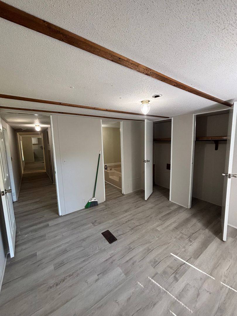 Apartment for rent at 320 Dreher Rd, West Columbia, SC 29169