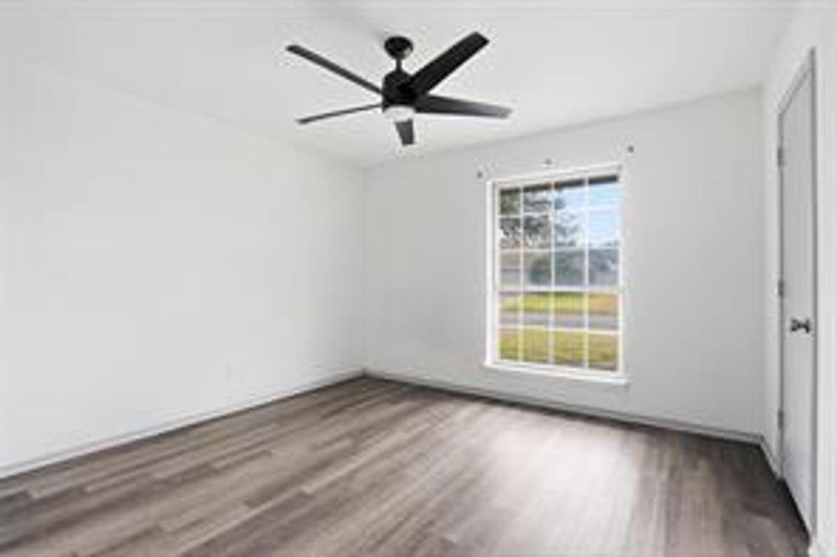 House for rent at 4612 Applewood Rd, Fort Worth, TX 76133
