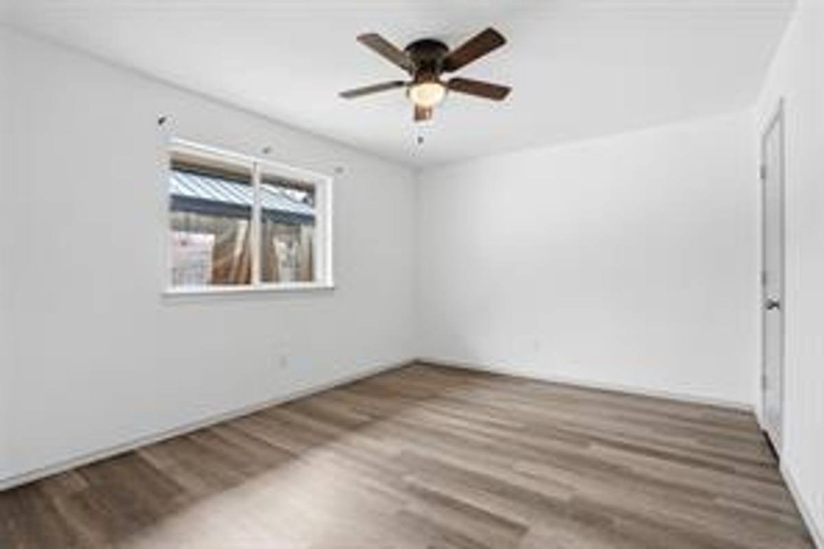 House for rent at 4612 Applewood Rd, Fort Worth, TX 76133