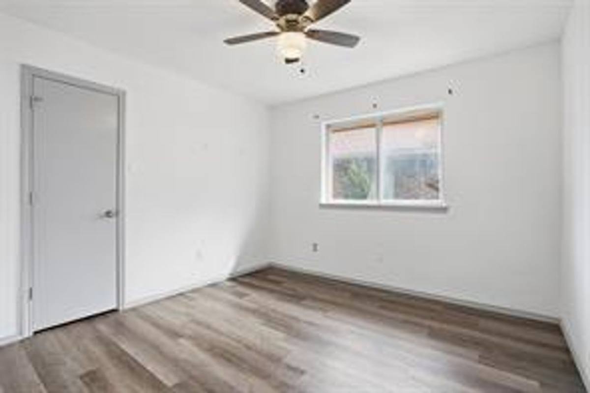House for rent at 4612 Applewood Rd, Fort Worth, TX 76133