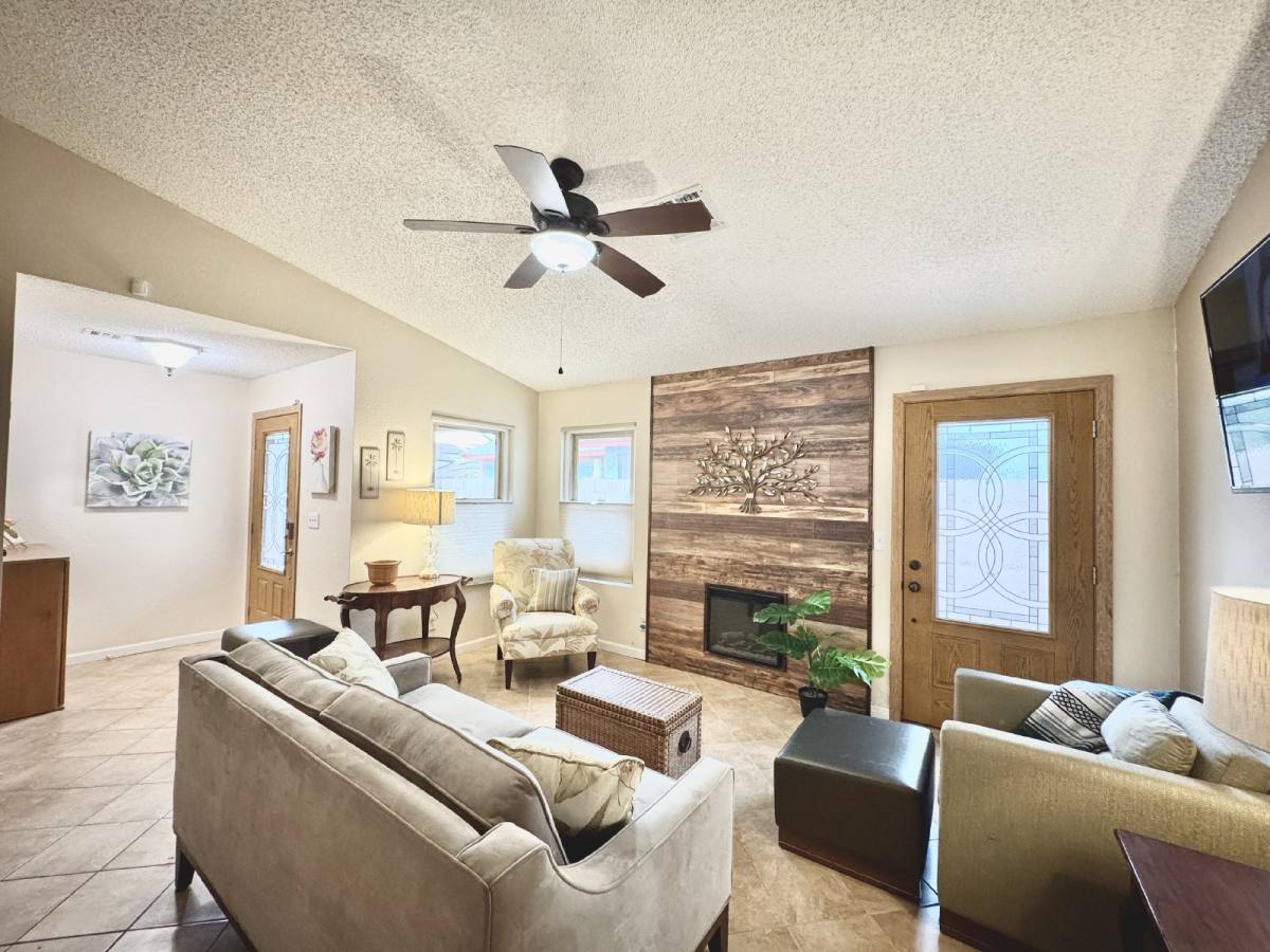 House for rent at 525 Tabony Ave, Henderson, NV 89011