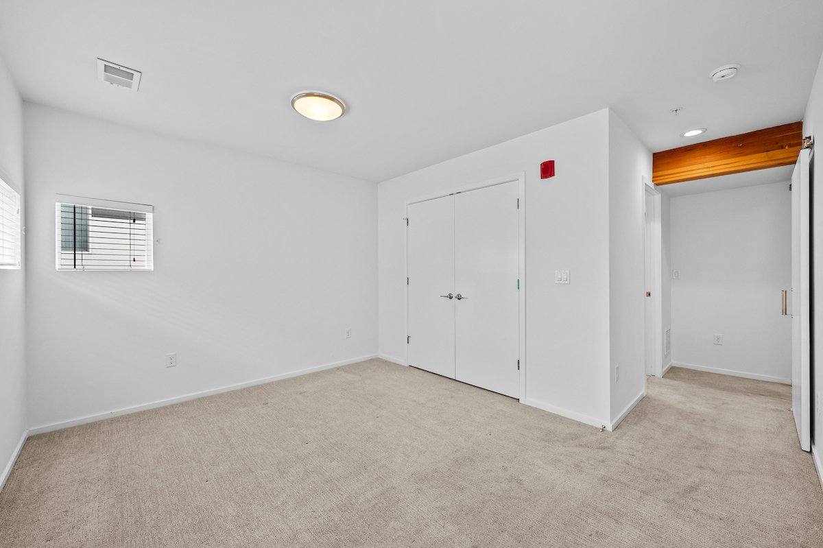 Townhouse for rent at 1711 Hooker St #6, Denver, CO 80204