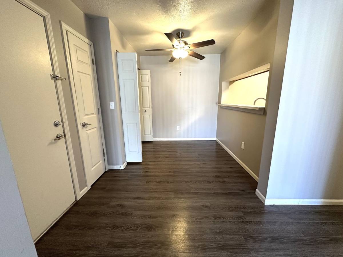 Apartment for rent at 701 Fox Hill Circle, Bloomington, IL 61701