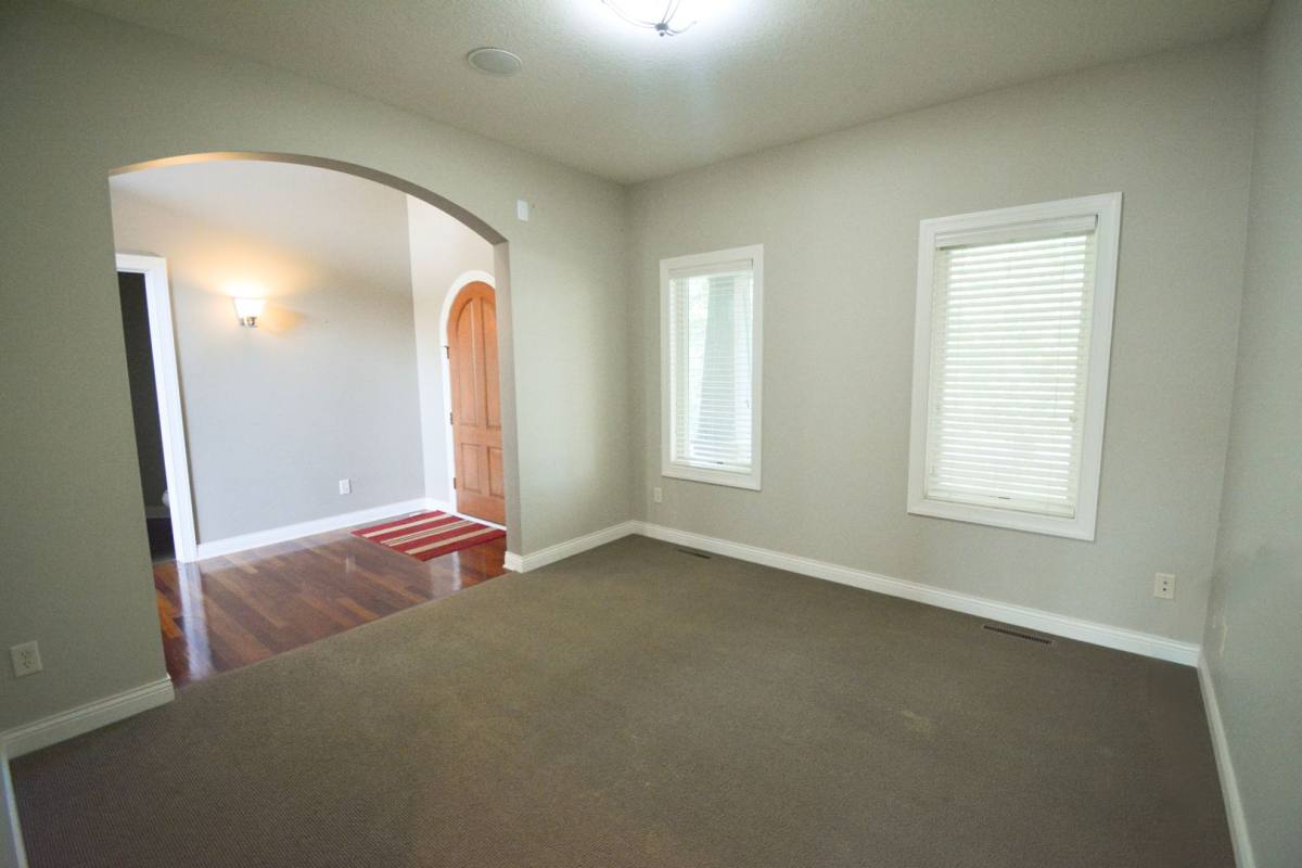 House for rent at 3019 Thaddeus Rd SW, Rochester, MN 55902