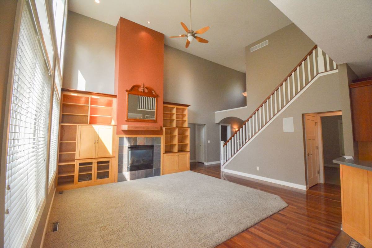 House for rent at 3019 Thaddeus Rd SW, Rochester, MN 55902