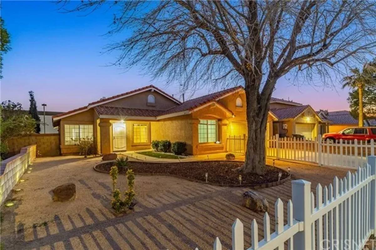 House for rent at 2516 Starbrite Ave, Rosamond, CA 93560