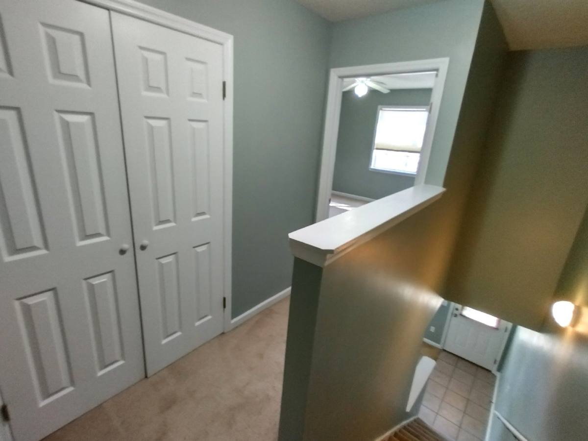 Townhouse for rent at 215 Lakeview Dr, Daleville, AL 36322