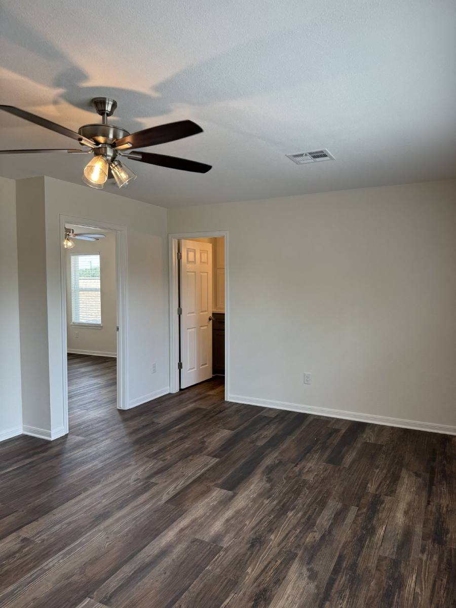 2505 S 7th St, Waco, TX 76706 - Townhouse for Rent - Image 10