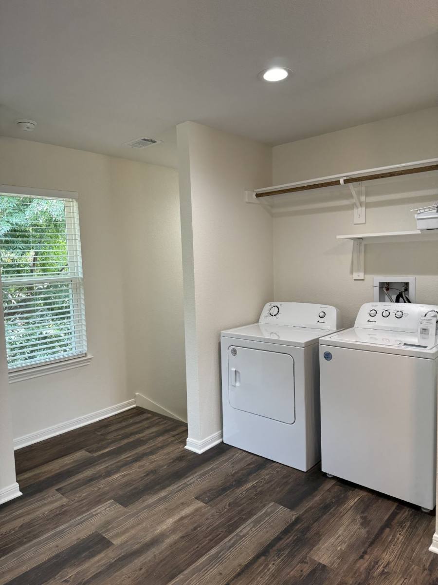 2505 S 7th St, Waco, TX 76706 - Townhouse for Rent - Image 6