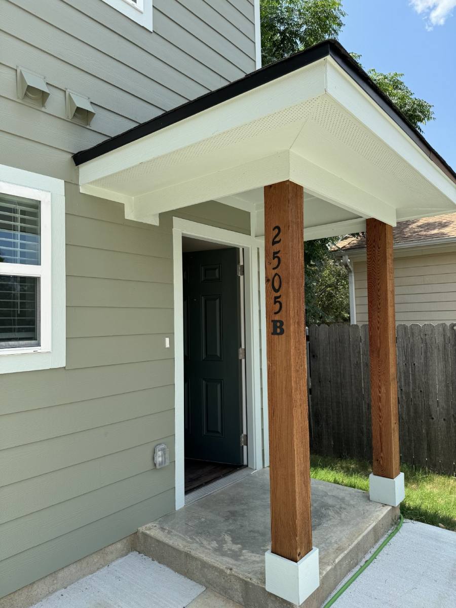 2505 S 7th St, Waco, TX 76706 - Townhouse for Rent - Image 1