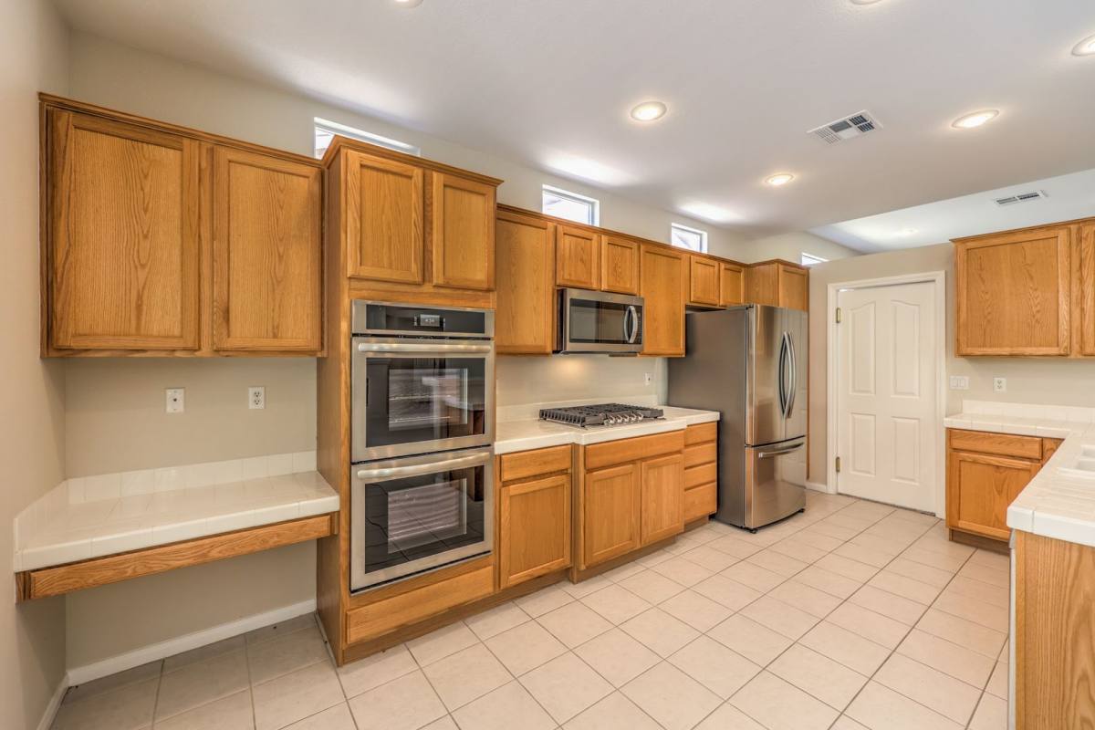 House for rent at 3713 Spring Shadow Rd, Las Vegas, NV 89129