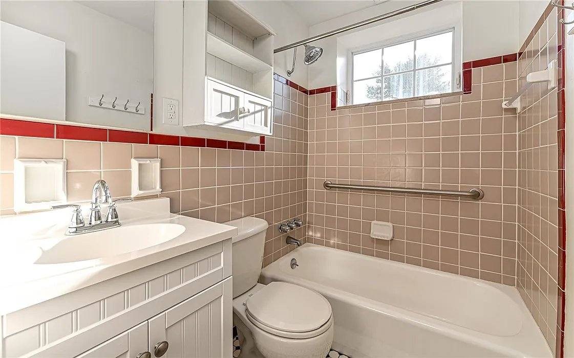 Apartment for rent at 5900 Babcock Blvd #37, Pittsburgh, PA 15237
