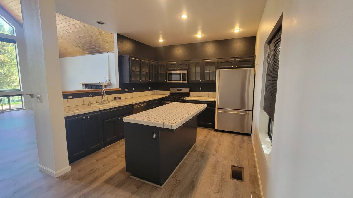 House for rent at 1617 Zion Way, Pine Mountain Club, CA 93222