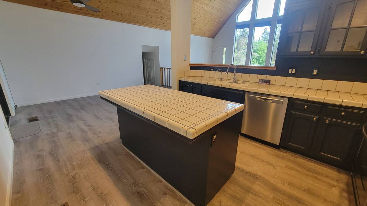 House for rent at 1617 Zion Way, Pine Mountain Club, CA 93222
