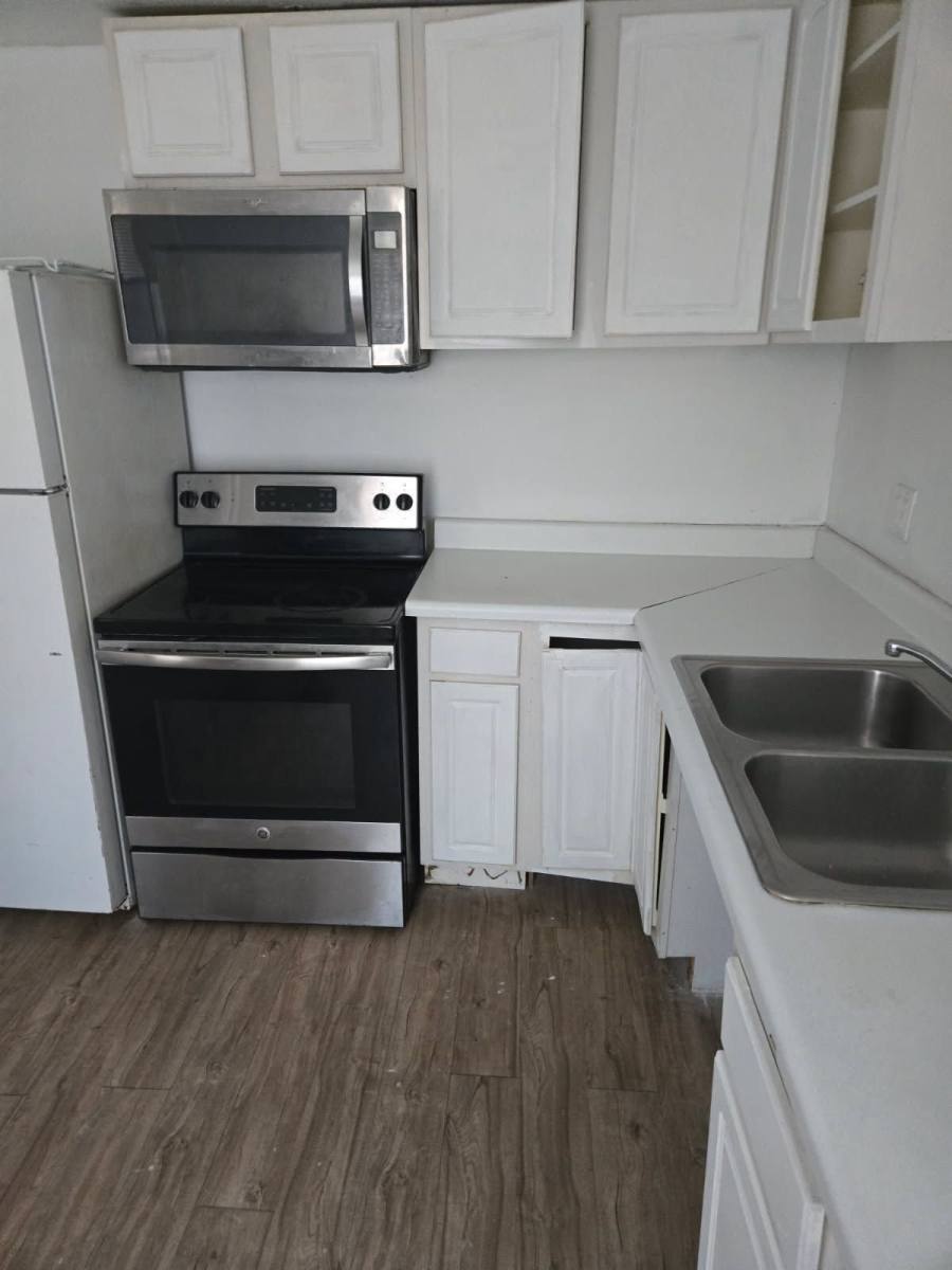 Apartment for rent at 1004 W Main St #2, Williamston, NC 27892