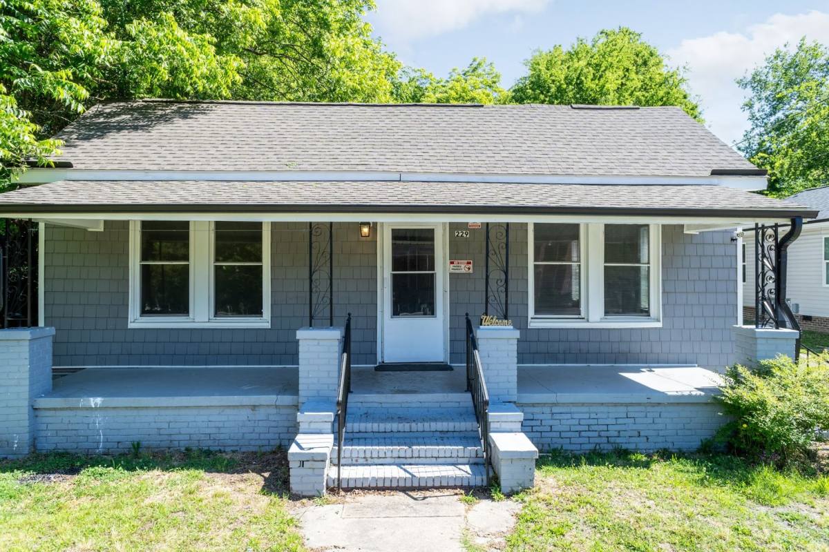 House for rent at 229 Lowry St, Apex, NC 27539