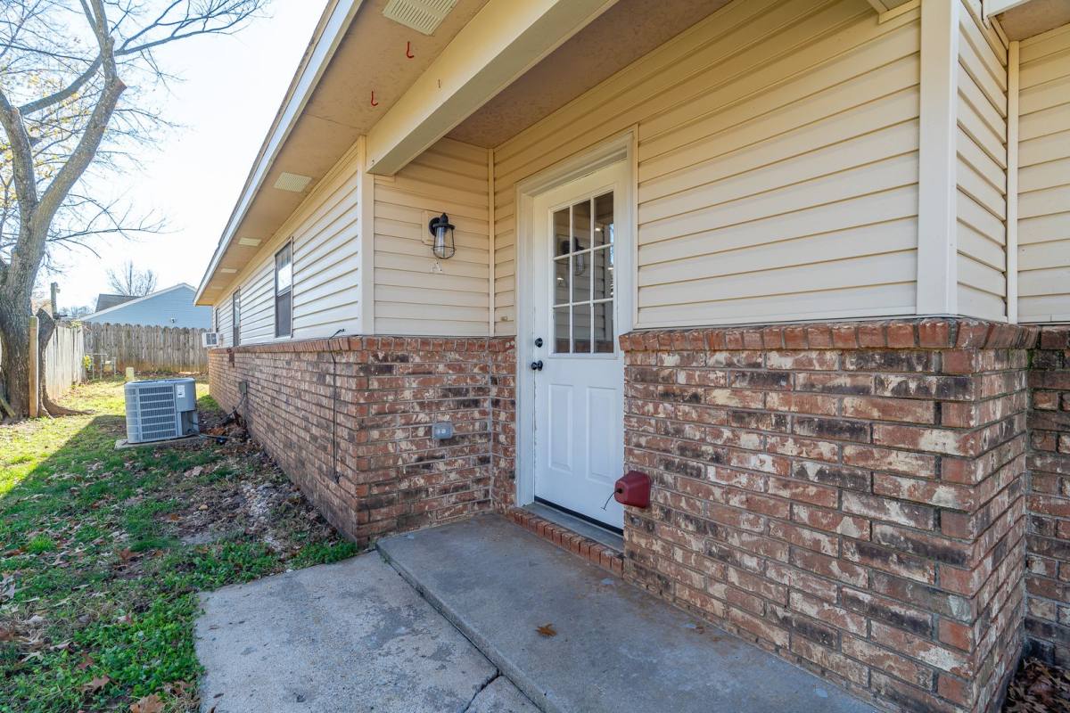 House for rent at 2001 Cypress Place, Springdale, AR 72762