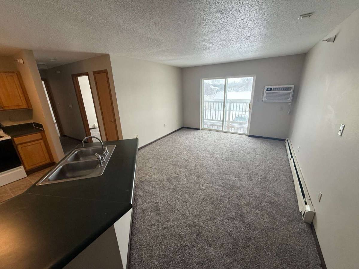 Apartment for rent at 410 13th Ave NW #23, Oelwein, IA 50662
