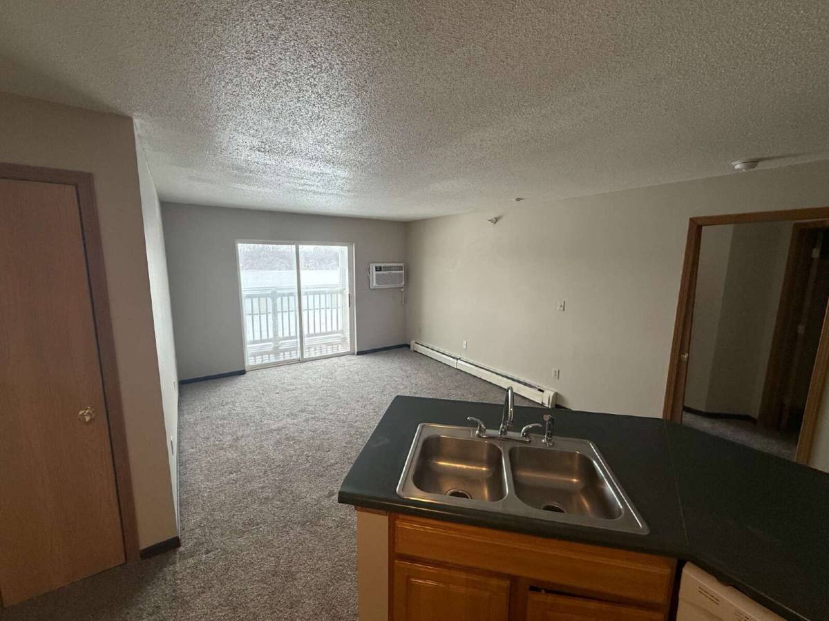 Apartment for rent at 410 13th Ave NW #23, Oelwein, IA 50662