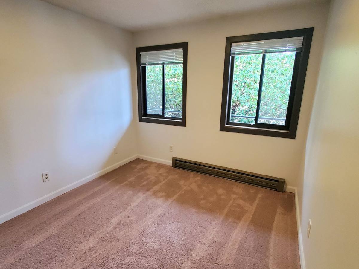Apartment for rent at 5123 24th Ave NE, Seattle, WA 98105