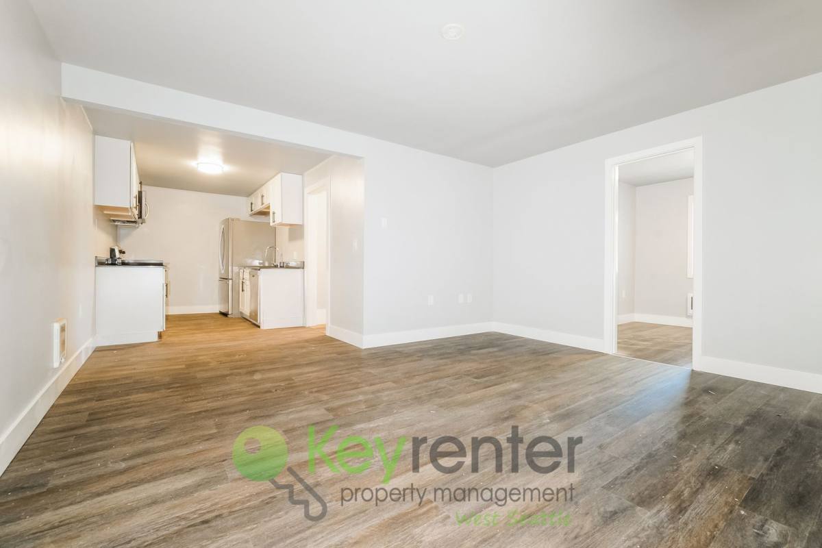 Apartment for rent at 931 N 104th St, Seattle, WA 98133
