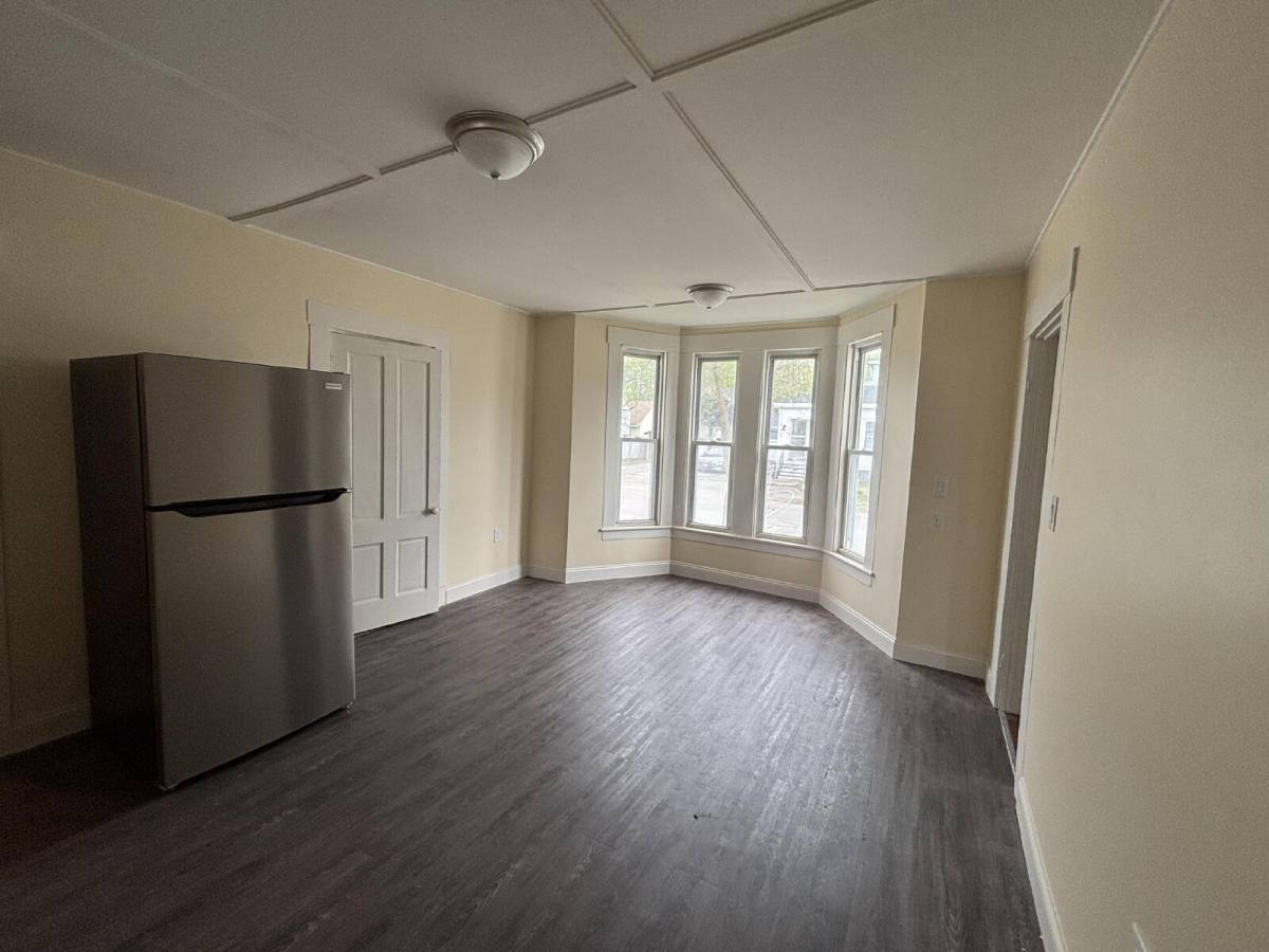 Apartment for rent at 61 Chestnut St #A, Rochester, NH 03867