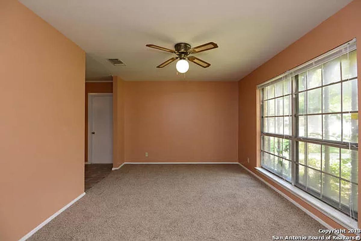 House for rent at 1060 Richmond Dr, Schertz, TX 78154