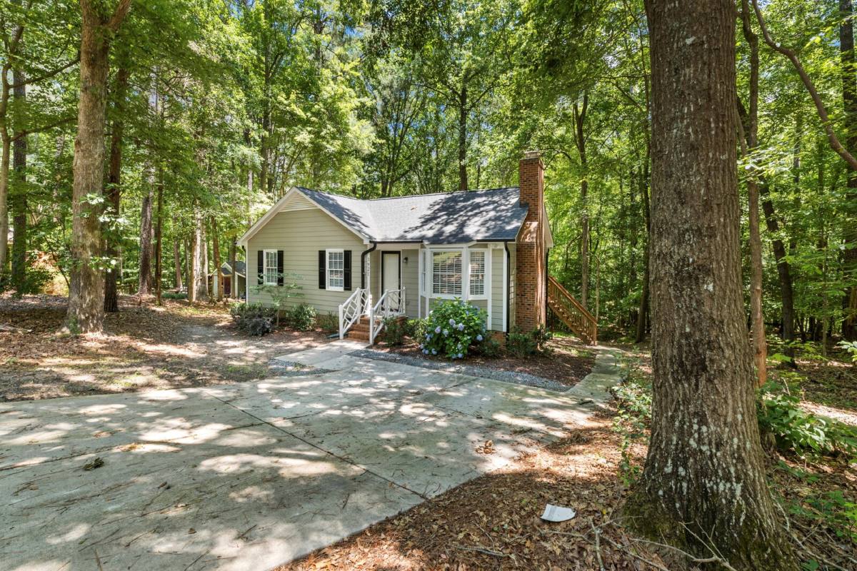 House for rent at 3921 Bamburgh Lane, Apex, NC 27539