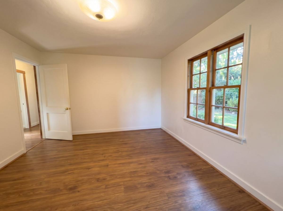 House for rent at 1936 Frisco Ave, Memphis, TN 38114