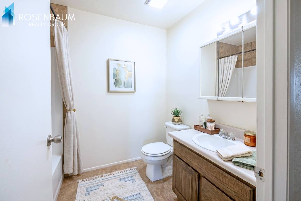 Townhouse for rent at 860 E Brown Rd #22, Mesa, AZ 85203