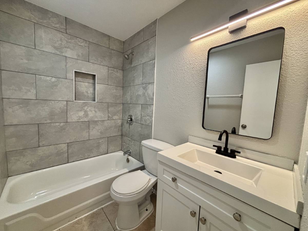 Apartment for rent at 3350 Cambridge St #4, Las Vegas, NV 89169