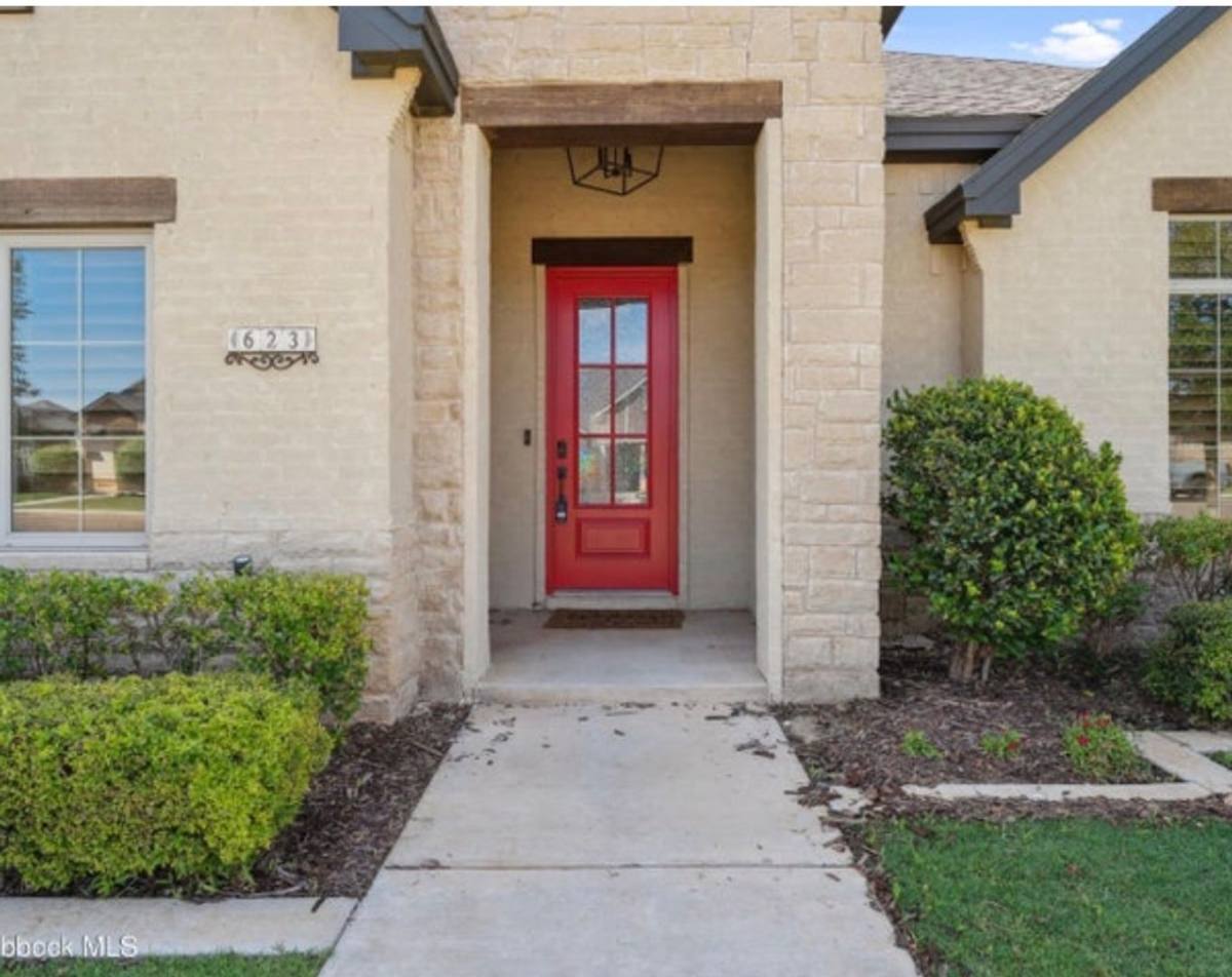 House for rent at 623 N 9th St, Wolfforth, TX 79382