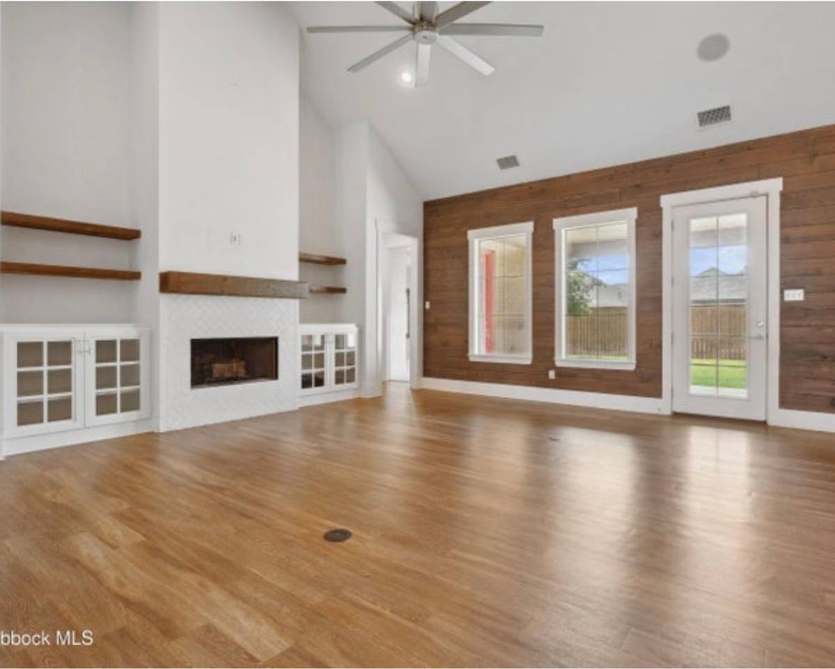 House for rent at 623 N 9th St, Wolfforth, TX 79382