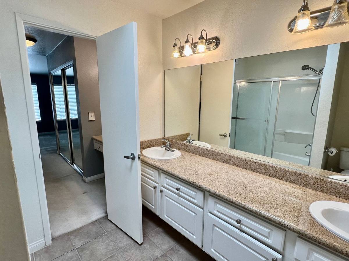 Condo for rent at 674 S Sycamore Ave, Claremont, CA 91711