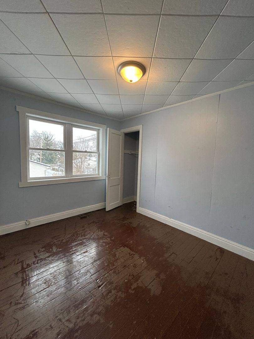 Apartment for rent at 111 S Wood St, Warsaw, IN 46580