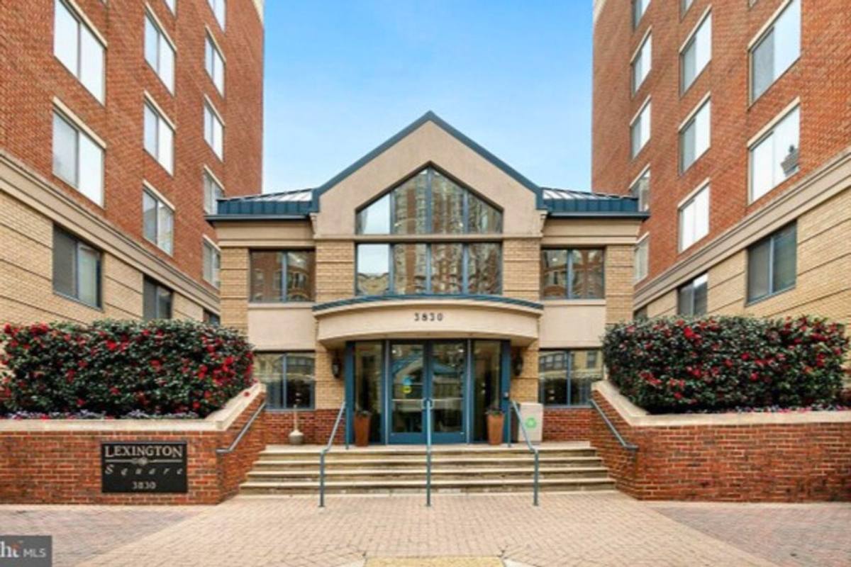 Condo for rent at 3830 N 9th St, Arlington, VA 22203