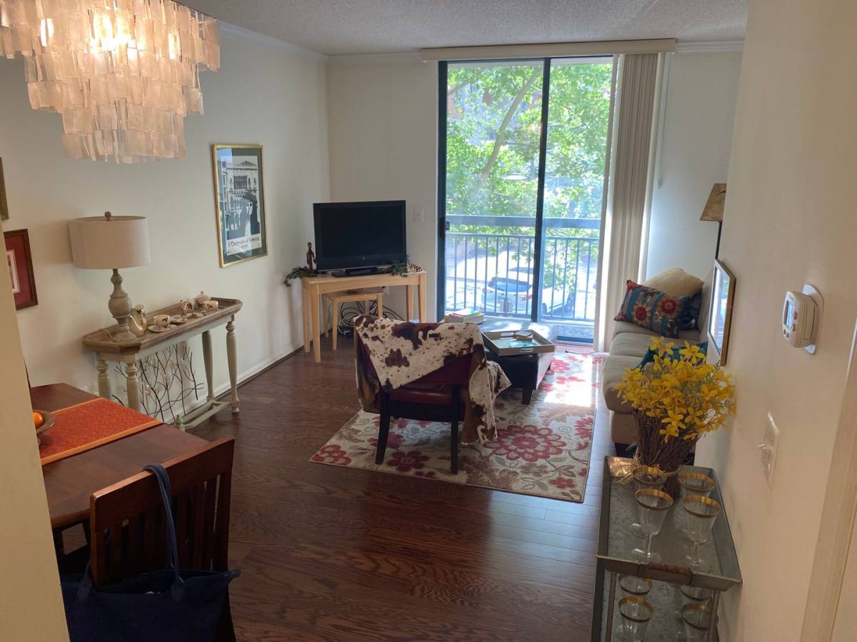 Condo for rent at 3830 N 9th St, Arlington, VA 22203