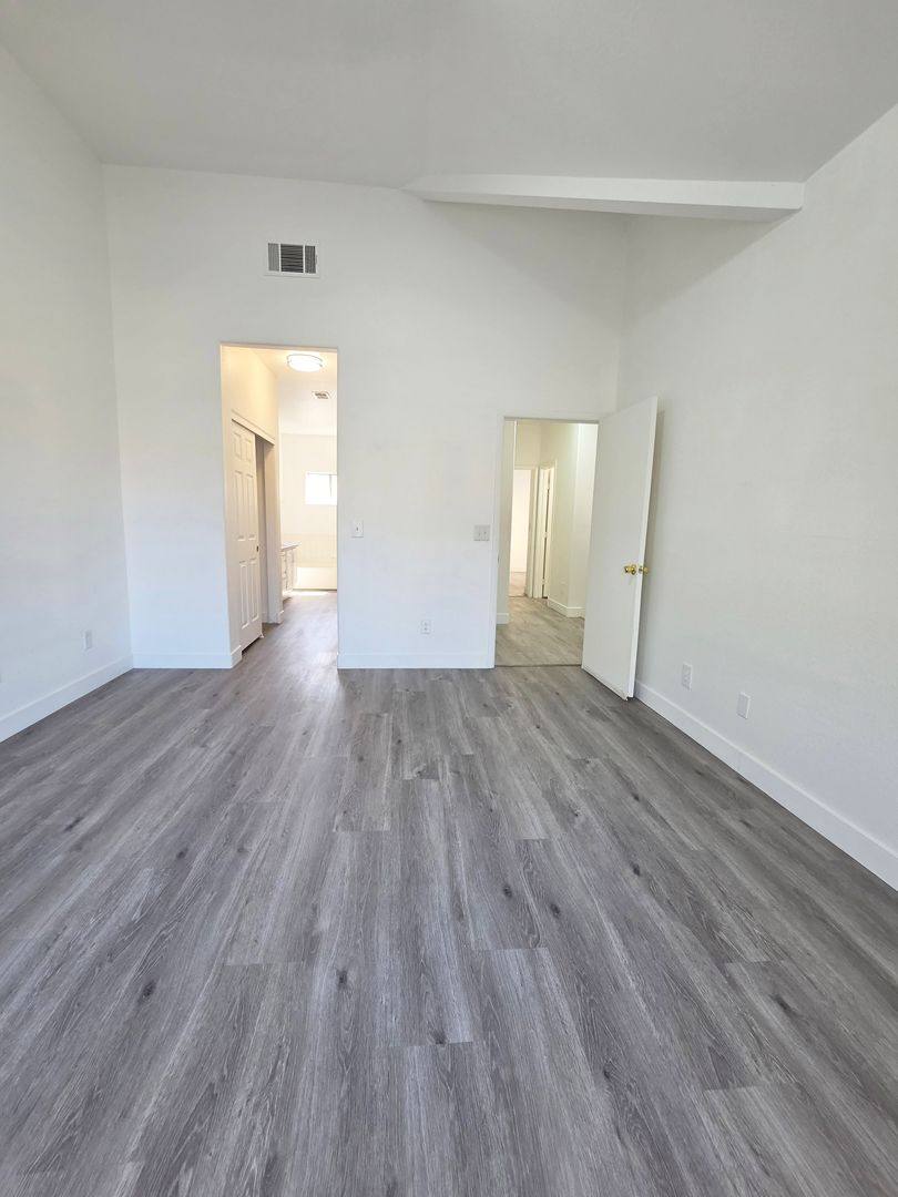 Townhouse for rent at 5125 W Reno Ave #1015 B Bldg 7, Las Vegas, NV 89118